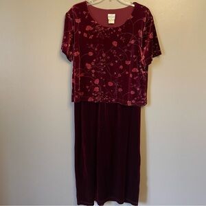 Vintage  Bentley burgundy velvet size 14 evening dress floral holiday